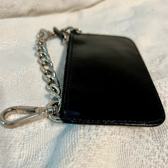 Prada Genuine Smooth Leather Heavy Silver Chain Card Holder Wallet Pouch Clip - Picture 4 of 8